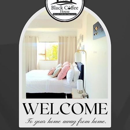 Black Coffee House Auckland Bagian luar foto