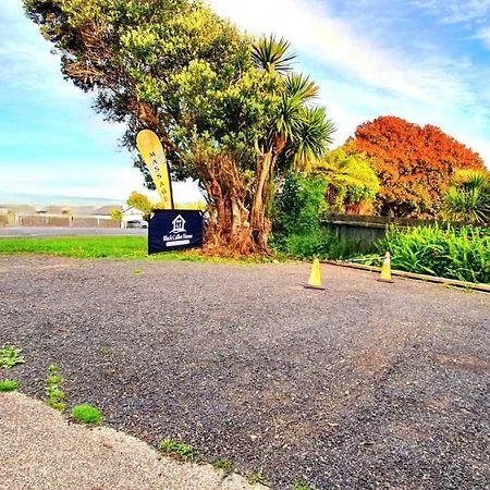 Black Coffee House Auckland Bagian luar foto